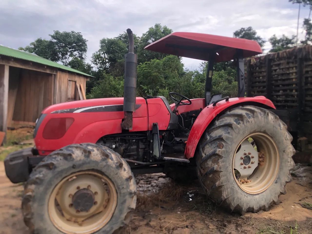 Trator Agrícola com Carreta - Potência e Eficiência - Foto 2