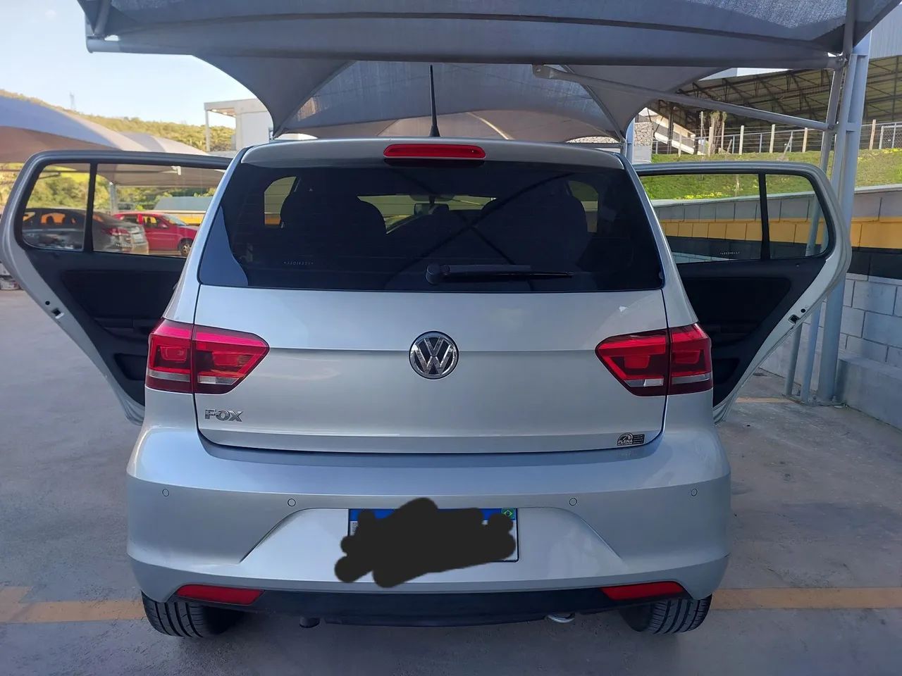 Volkswagen Fox Connect 1.6 Flex 8V 5P - 2018 - Foto 3