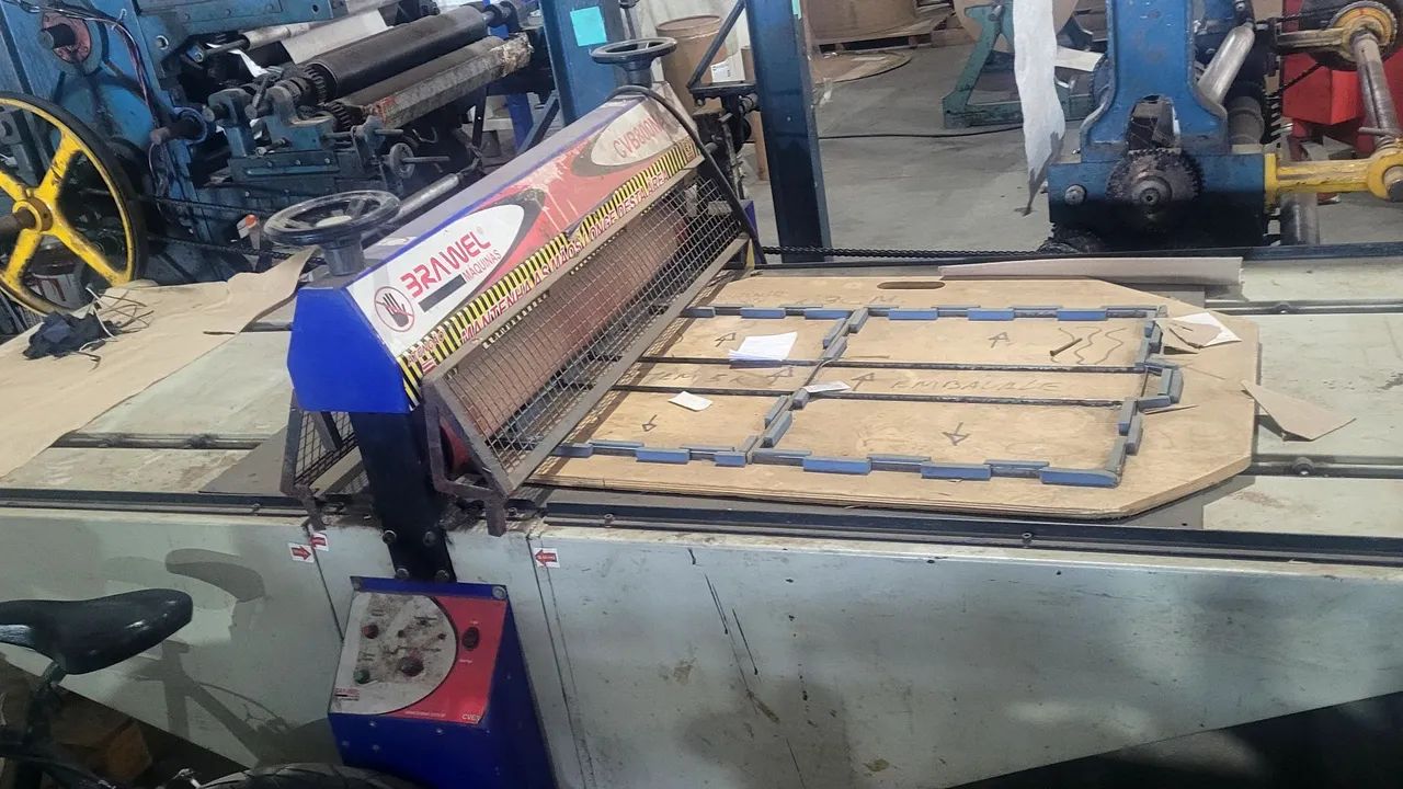 Máquina para fabricar Caixas de Papelão Completa 1 cor de Impressão  - Foto 4