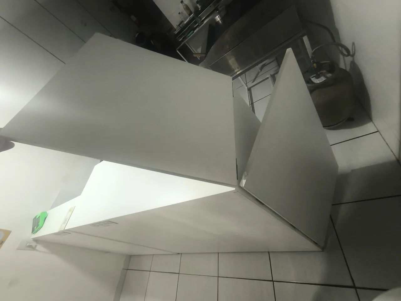 Balcão Bipartido Grande com caixa  - Foto 4