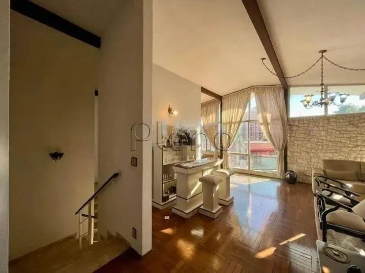Casa à venda com 4 quartos na região do Jardim Proença, Campinas