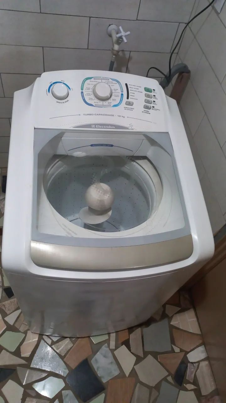 VENDO MAQUINA DE LAVAR ROUPAS ELECTROLUX 10 KG