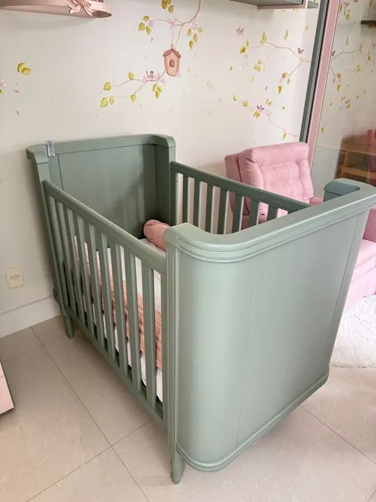 Berço Toy vira cama  