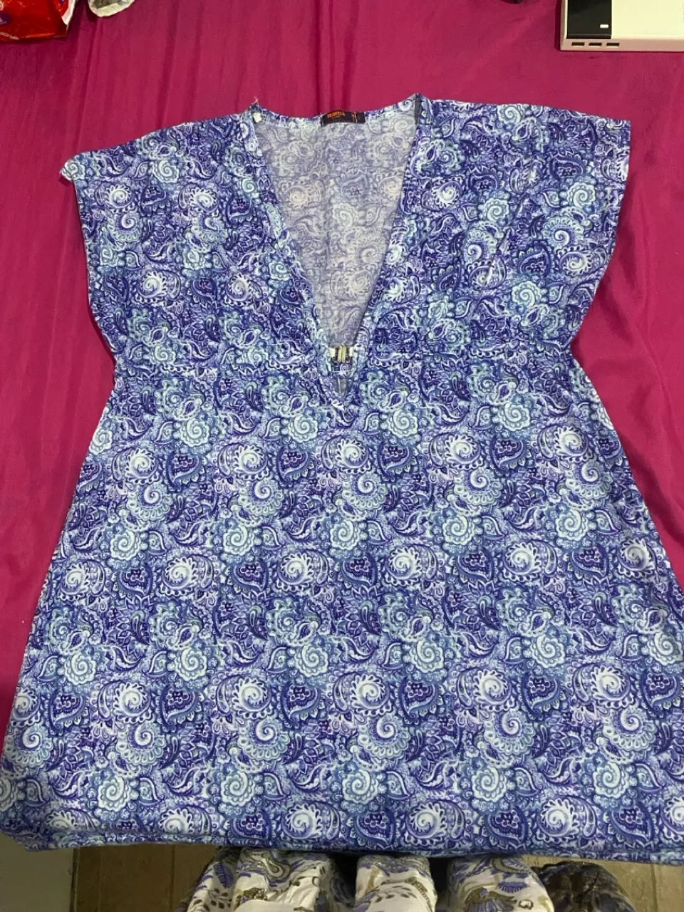 Saida de praia estampado azul e roxo