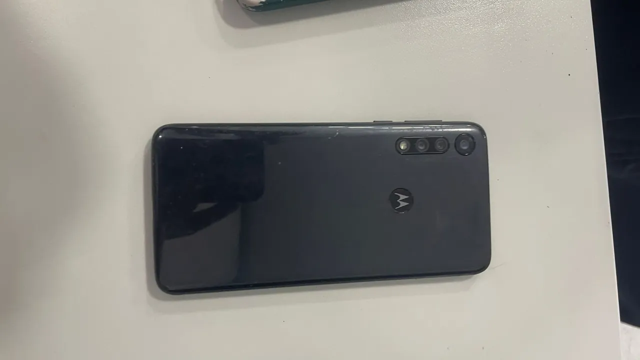 Moto g8 play em perfeito estado