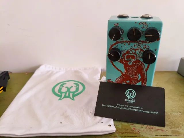 Pedal Walrus Deep Six Compressor V3 top