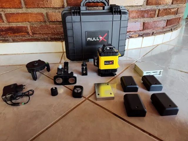Nível Laser Profissional 16 Linhas 4d Com 4 Baterias Controle Remoto Alto Nivelador + 4 Ba - Foto 5