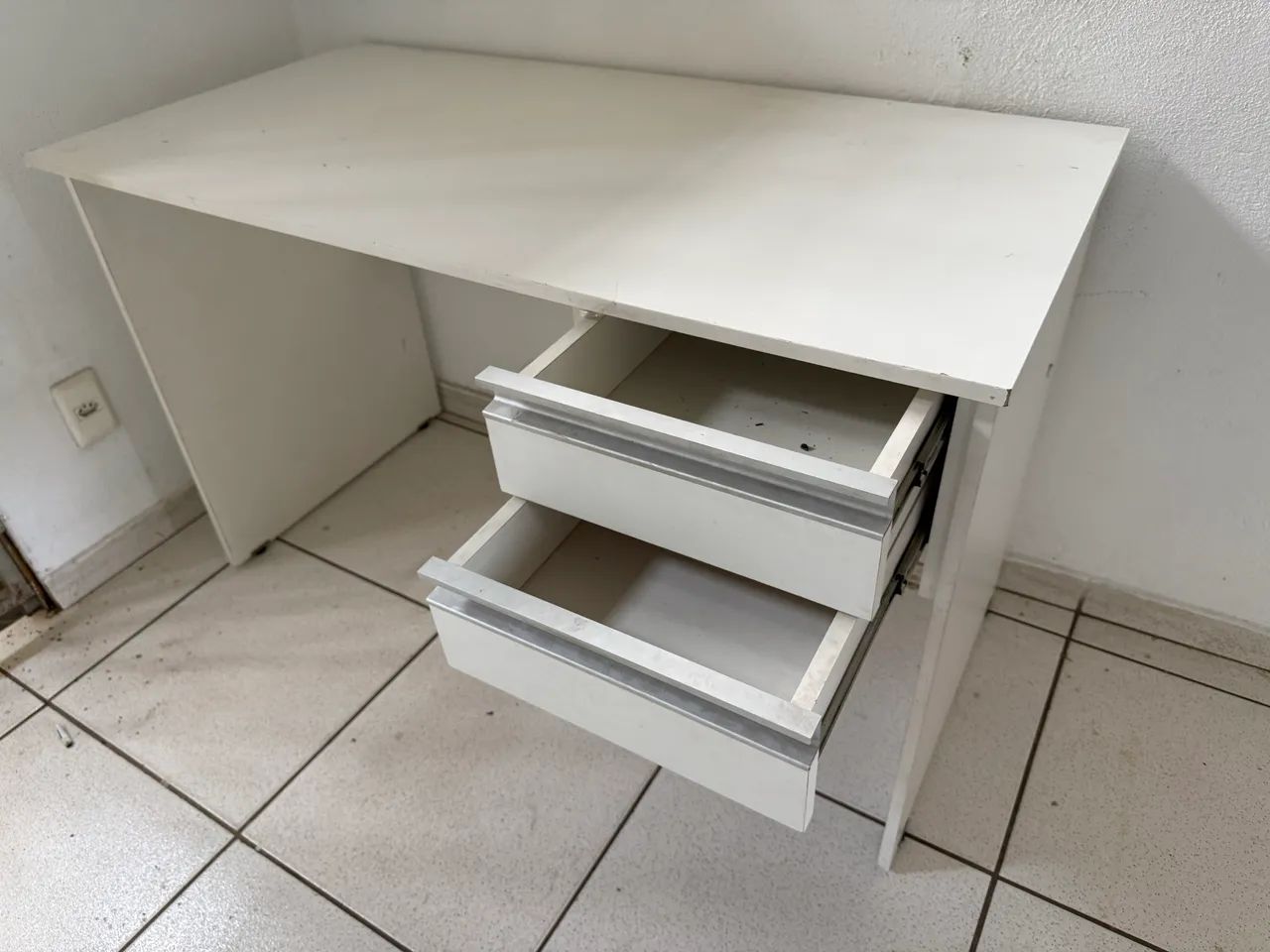 Mesa de escritório em MDF - Foto 3