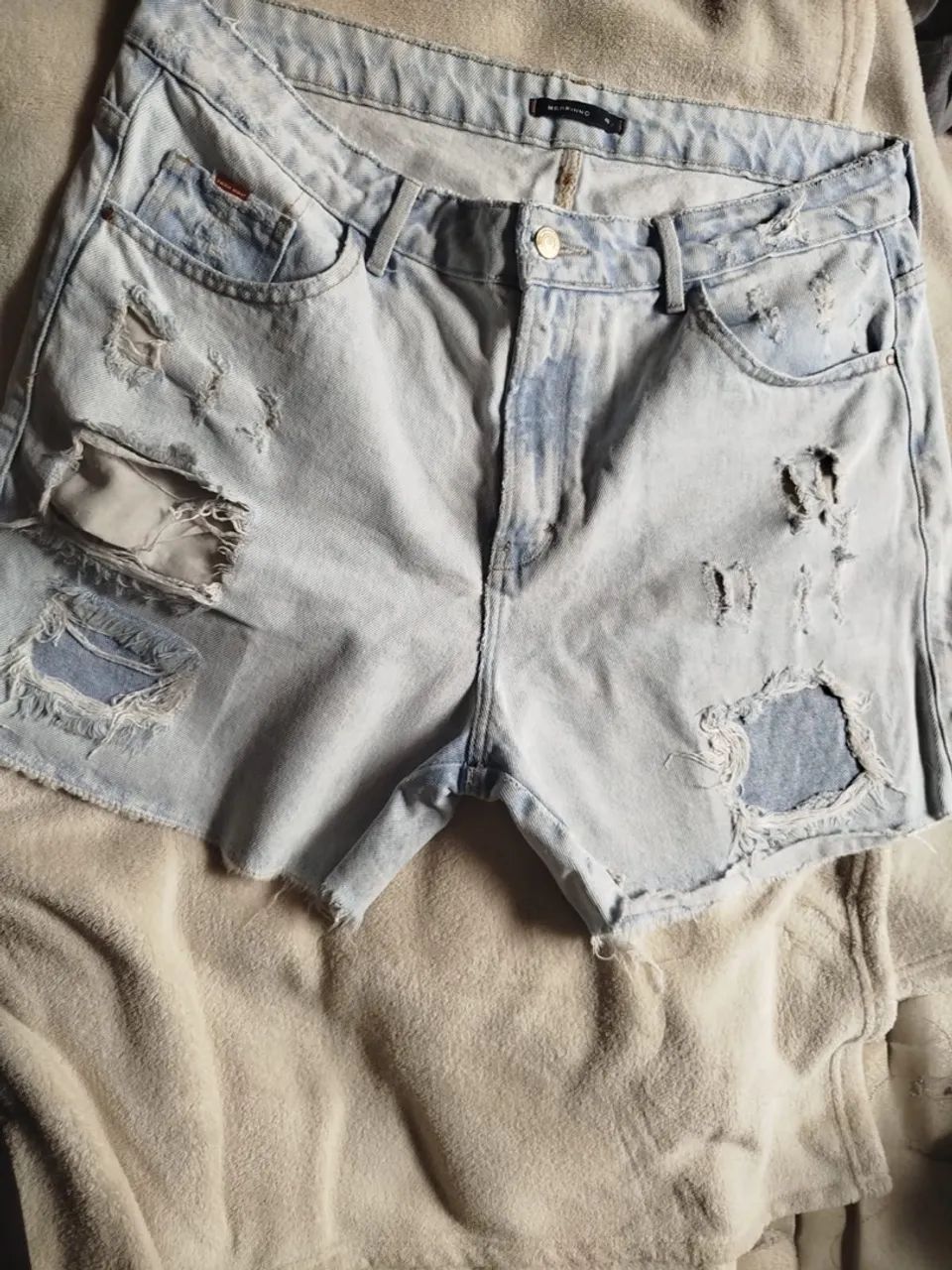 Short Jeans Desfiado Feminino