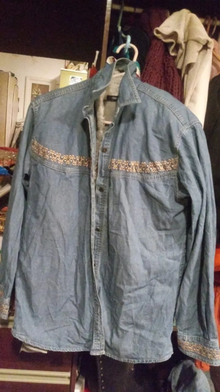Casaco Jeans com bordado - Foto 4