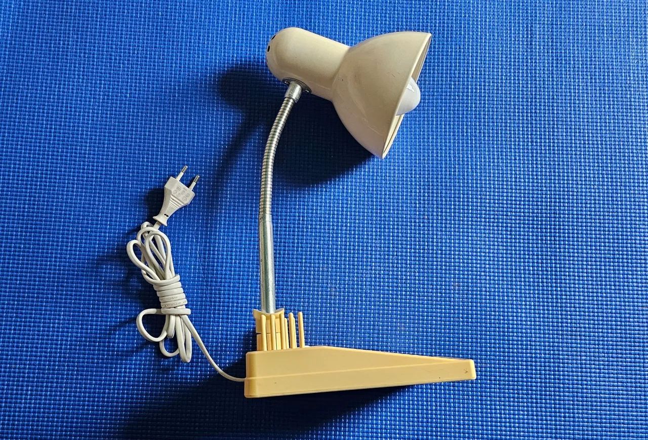 Luminária de Mesa - Foto 4