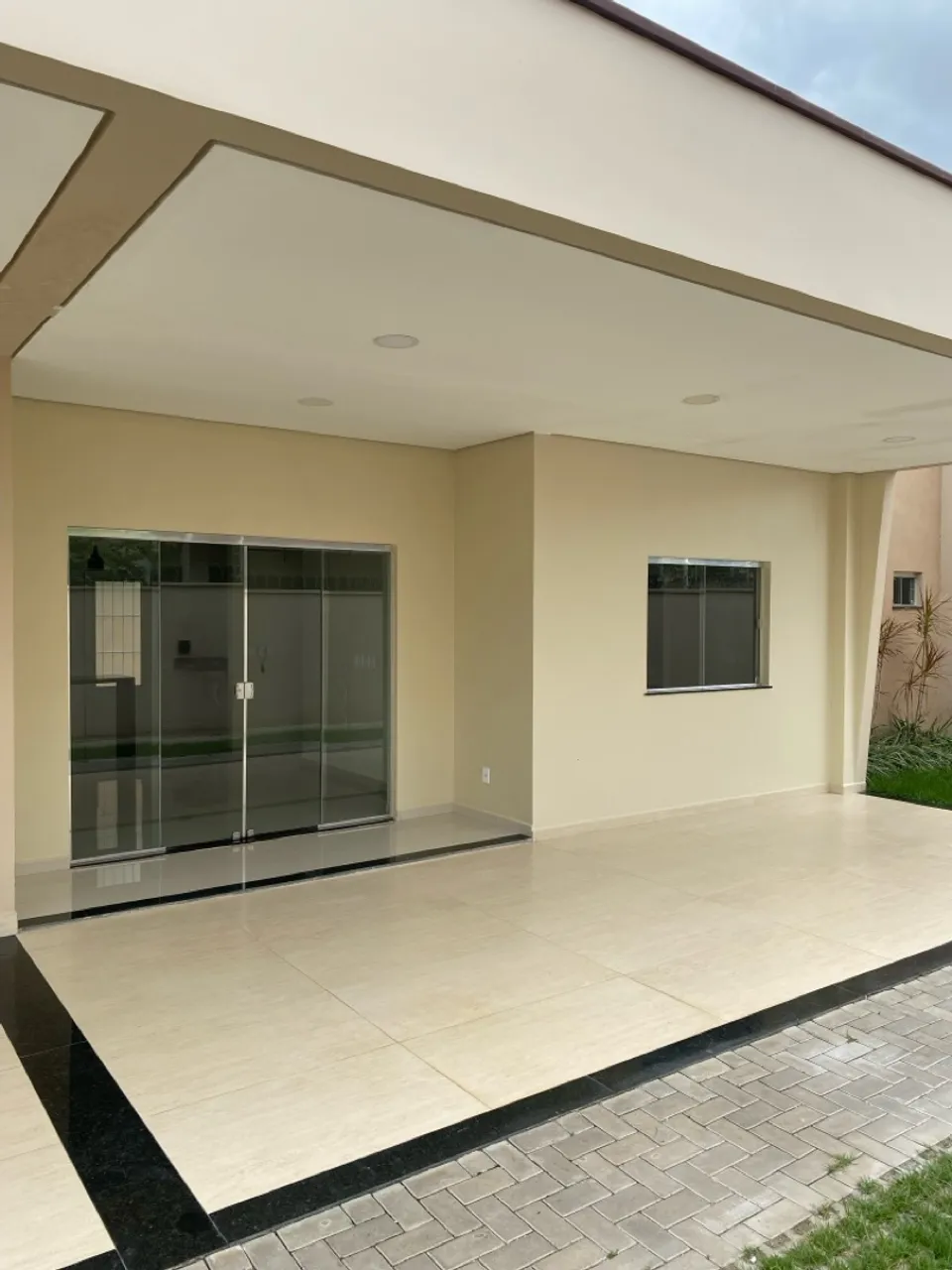 Aluga-se apartamento novo no park caçari