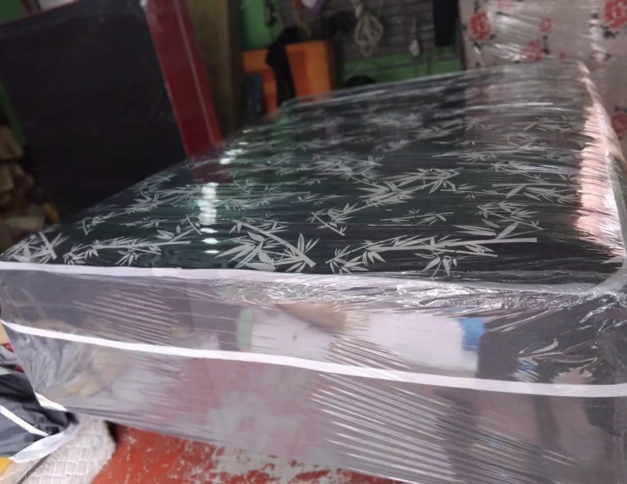 Cama de casal de mola 