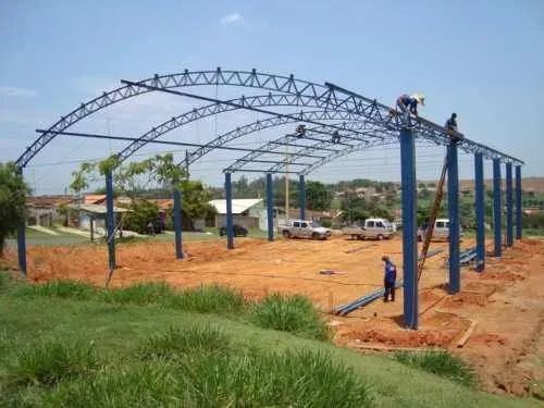 estrutura metálica  medindo 10x40 - 400 m2. nova R$=80.000,00 completa - Foto 3