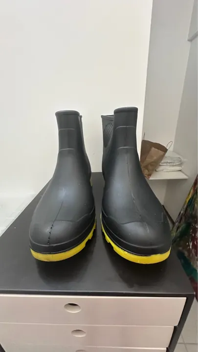 Botas galocha de cano curto preta