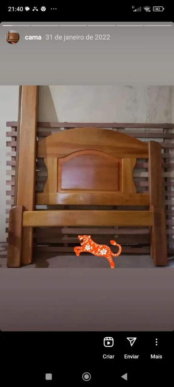Cama de madeira maciça