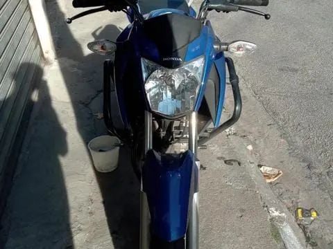 Moto usada com muito cuidado ,ideal pra quem esta buscando comforto e custo-beneficio - Foto 4