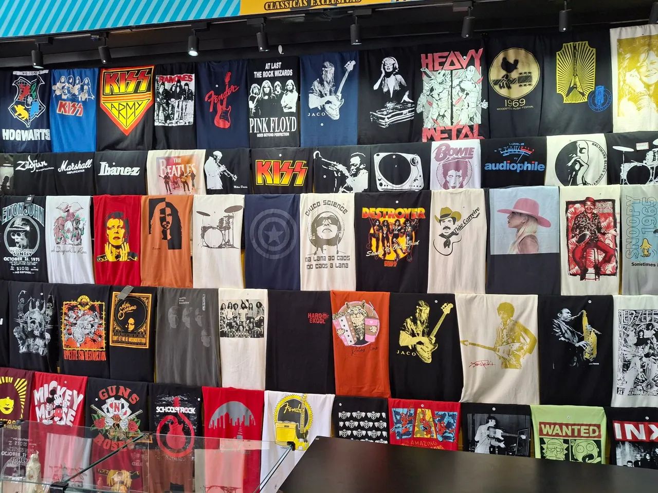 Rolling Stones, Guns n Roses. Kiss, black Sabbath, aerosmith, Queen, sex pistols, iron  - Foto 3