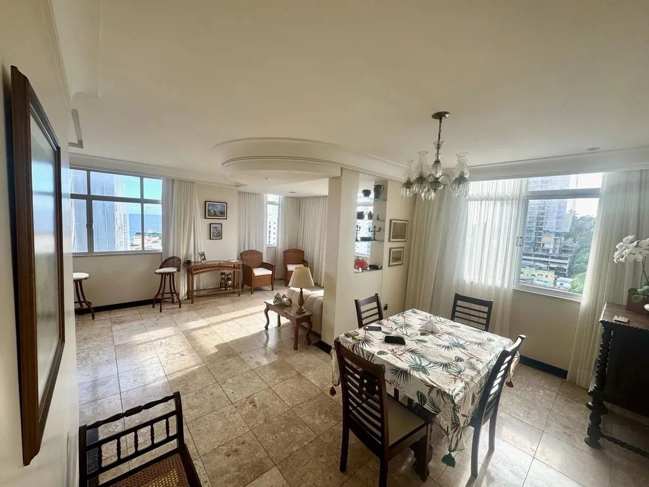 APT na Barra prédio antigo 139m² Vista Mar Amplo e Iluminado 3 quartos 1 suíte - Foto 3