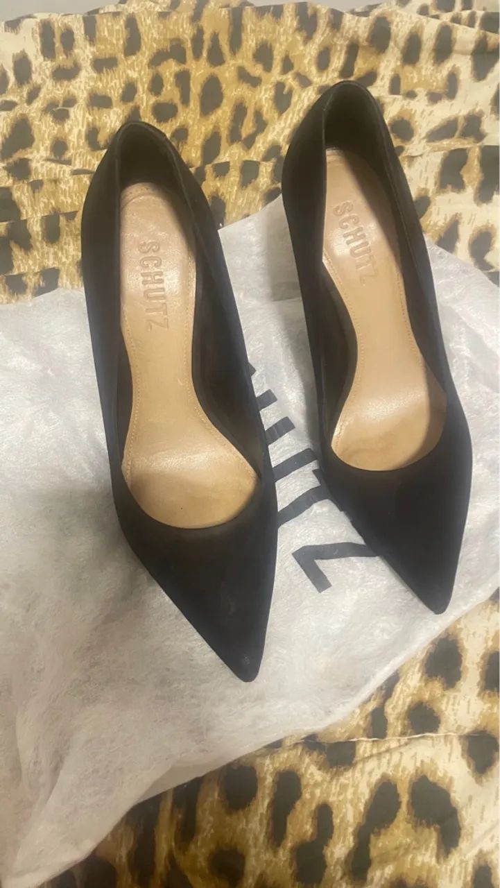 Scarpin Schutz Preto -número 35 - Foto 2