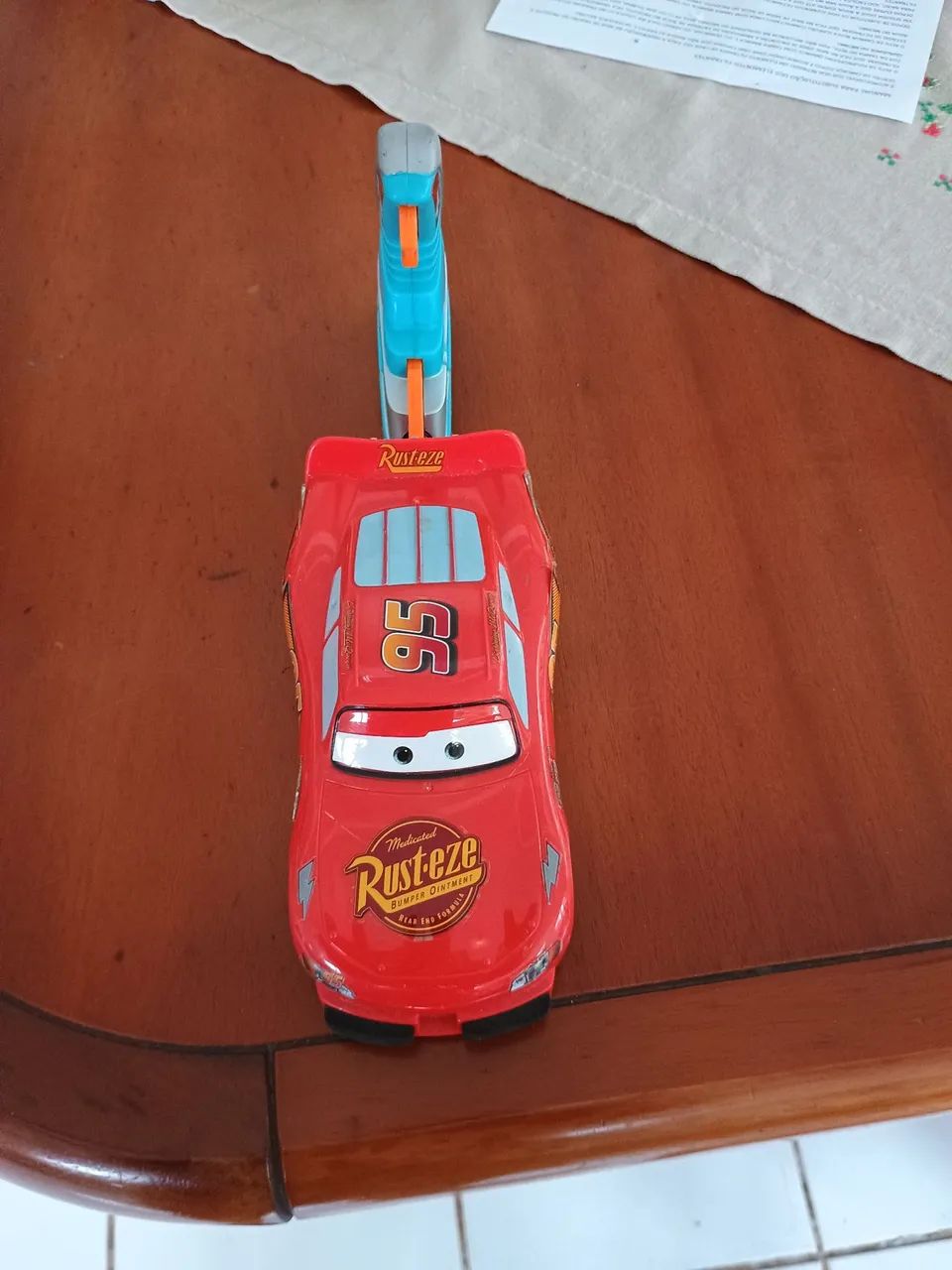 Carrinho de brinquedo Lightning McQueen - Foto 2