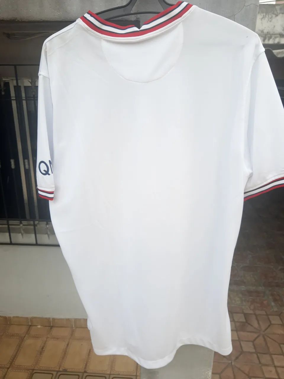Camisa PSG Jordan - Tamanho G - Foto 3