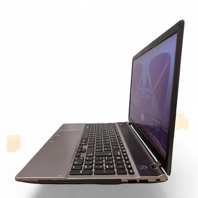 Notebook Samsung NP550P5C Intel i5 3ª 8GB RAM SSD 256GB 15.6" GF GT 630M - Foto 4