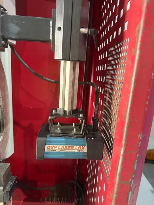 Dobradeira CNC Baykal 3106 mm x 120 T - Foto 5