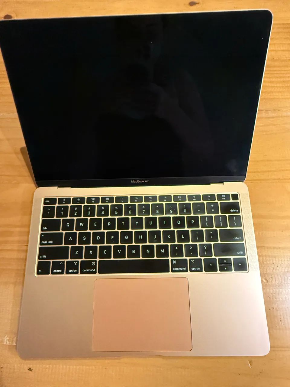 MacBook Air 13? 2018 - i5 ? 8GB ? 128GB SSD - Com Marcas de Uso