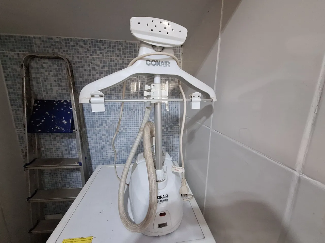 Passadeira a Vapor Conair - Semi-nova