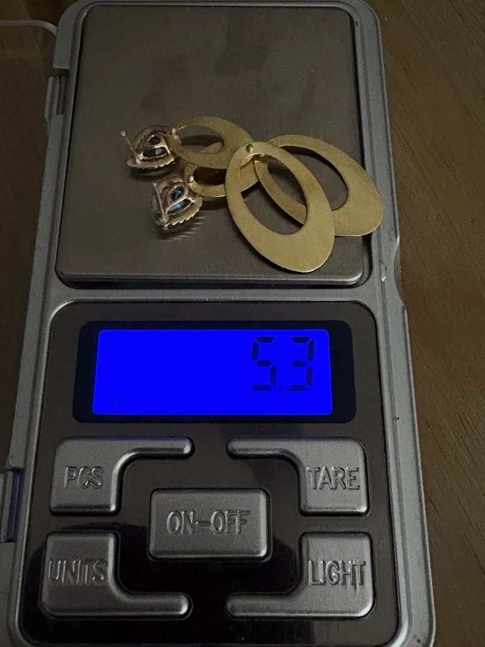 Brinco ouro 18k com topázio natural  - Foto 5