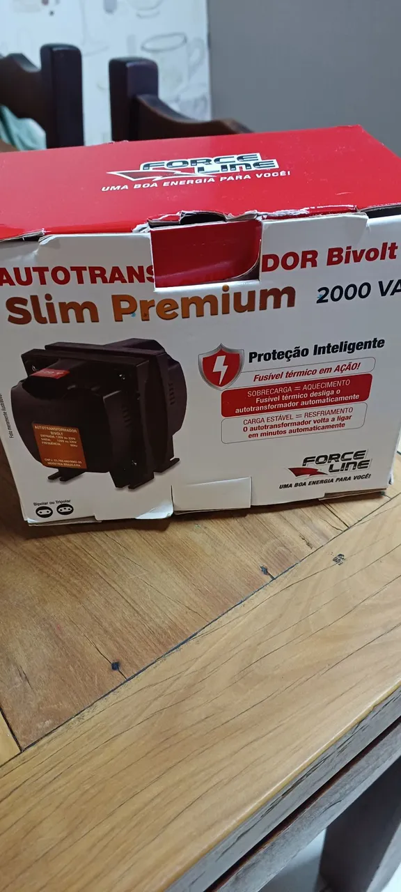 Autotransformador Slim Premium usado 2000VA Bivolt usado apenas 2 vezes.