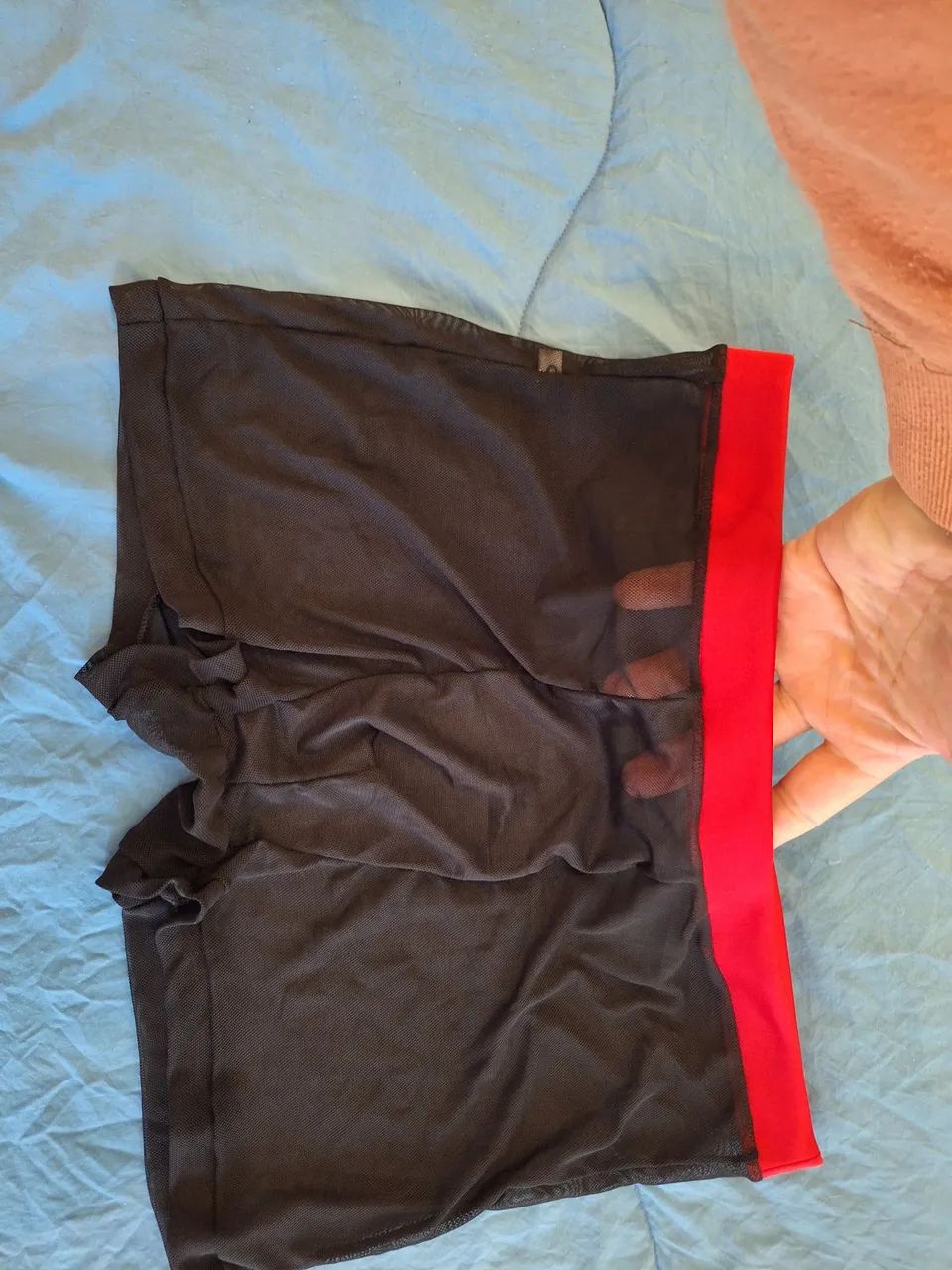 Cueca transparente