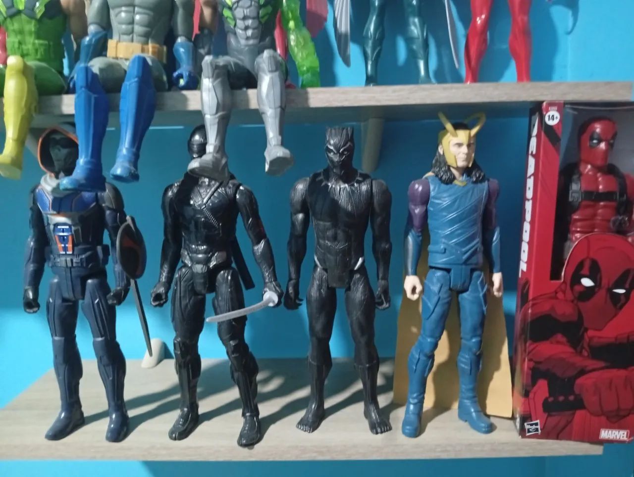 Bonecos Marvel preço variado - Foto 2