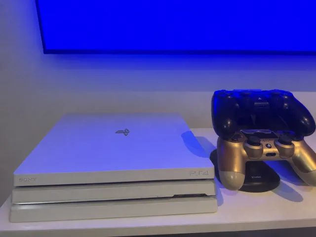 Ps4 Pro desbloqueado 1TB ed limitada branco Playstation 4
