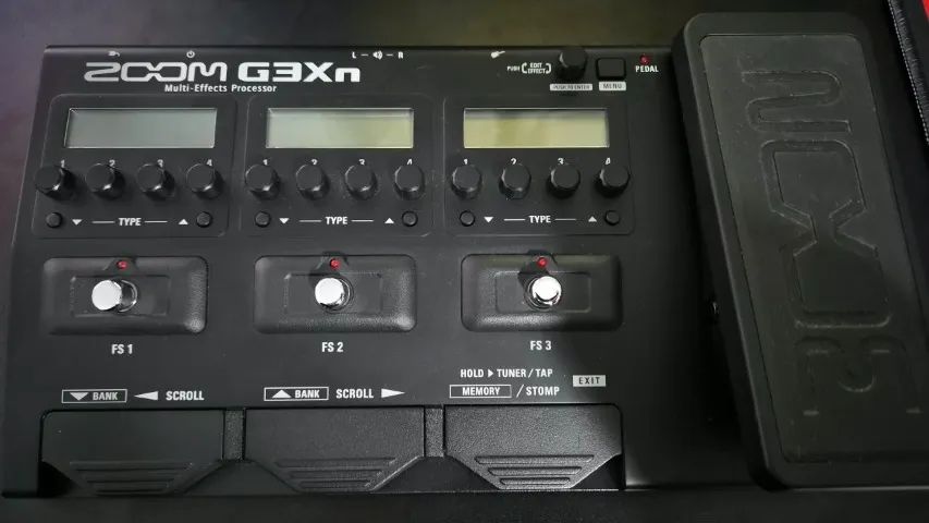 【最終値下げ】ZOOM G3Xn Multi-Effects 本体 zoom g3xn