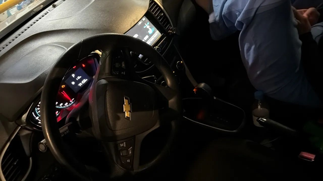 Chevrolet Tracker LT 1.4 Turbo 16V Flex 4X2 Aut. 2017 - Foto 3