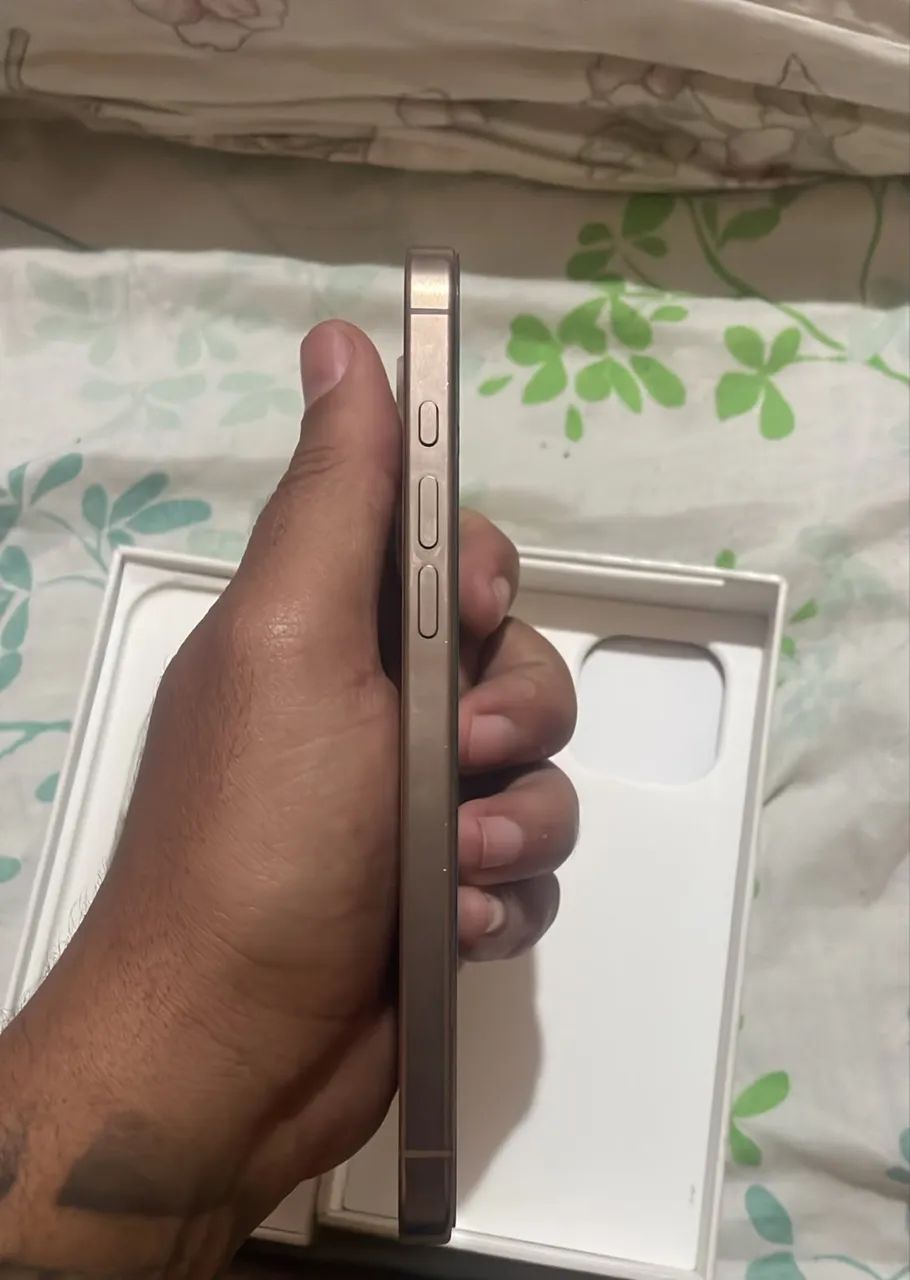IPHONE 16PROMAX  - Foto 5