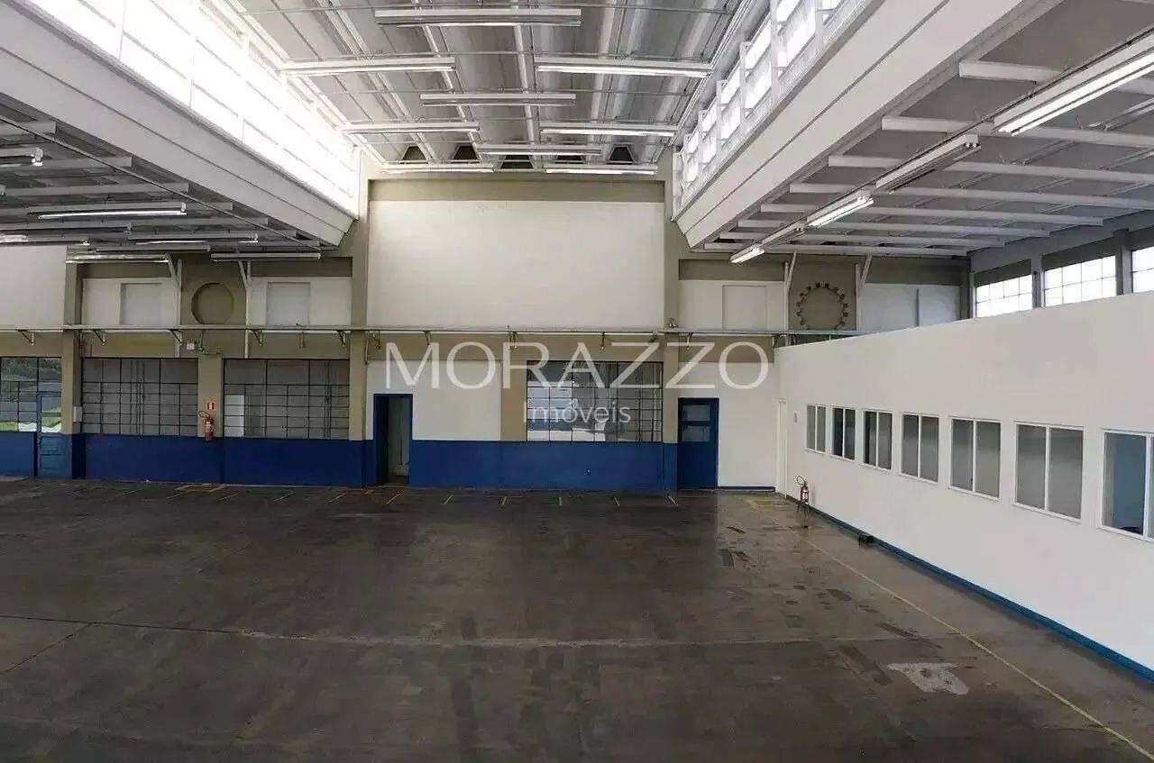Galpão para Locação no Centro de Jacareí  650 m²