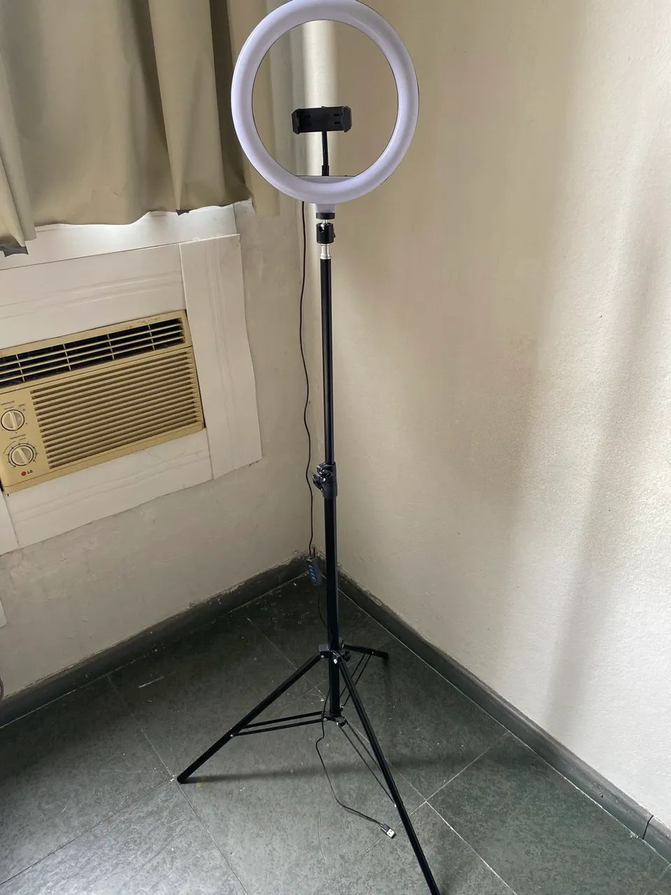 Ring light de 26 cm com tripé de 2 metros