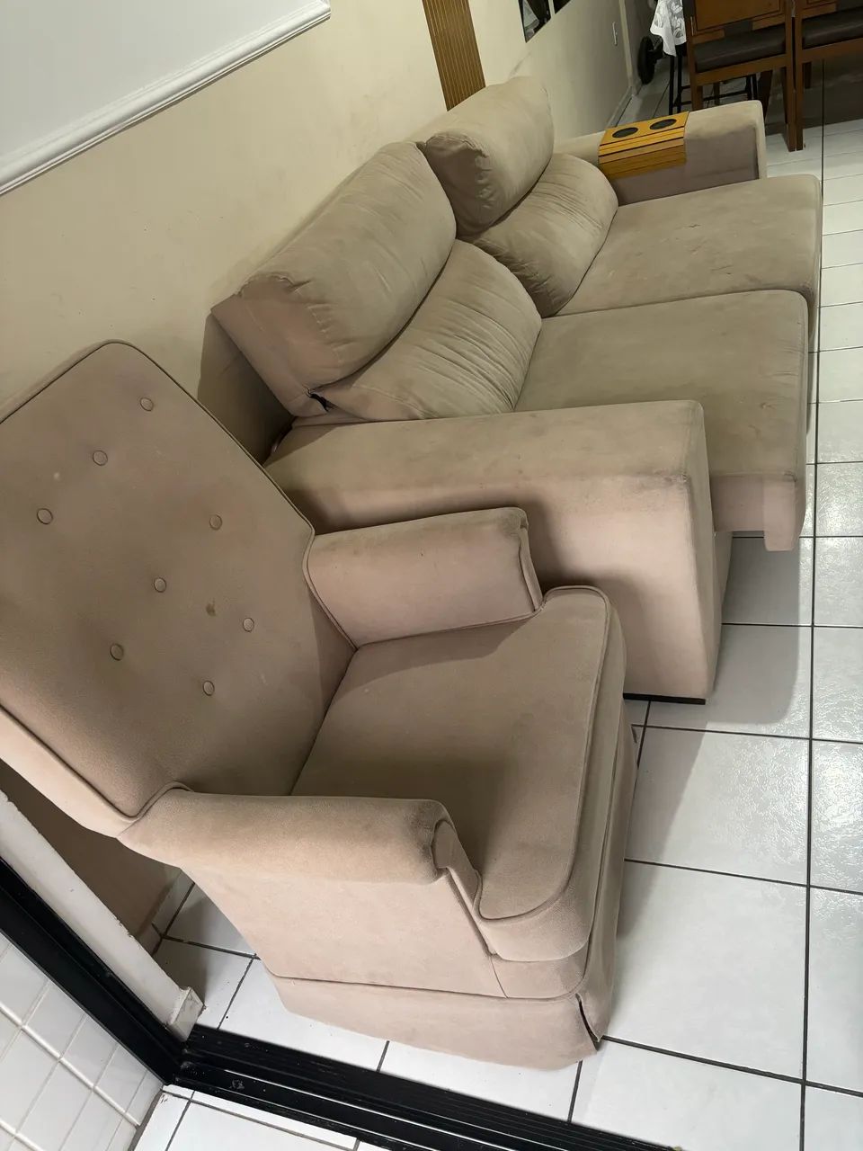 Mesa|Cadeiras e Sofá|poltrona  - Foto 4