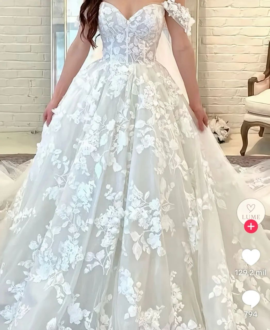 Vestido de noiva feito a mão  - Foto 2
