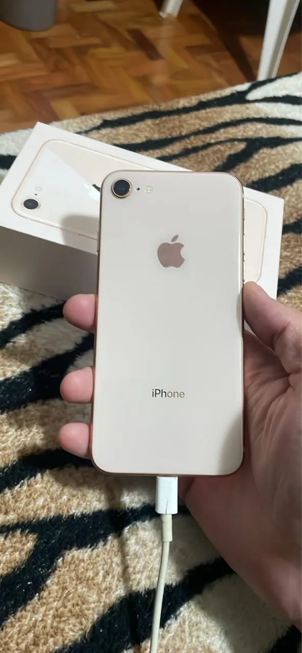 Iphone 8 64gb impecável  - Foto 4