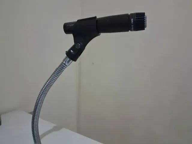 MICROFONE SHURE SM 57