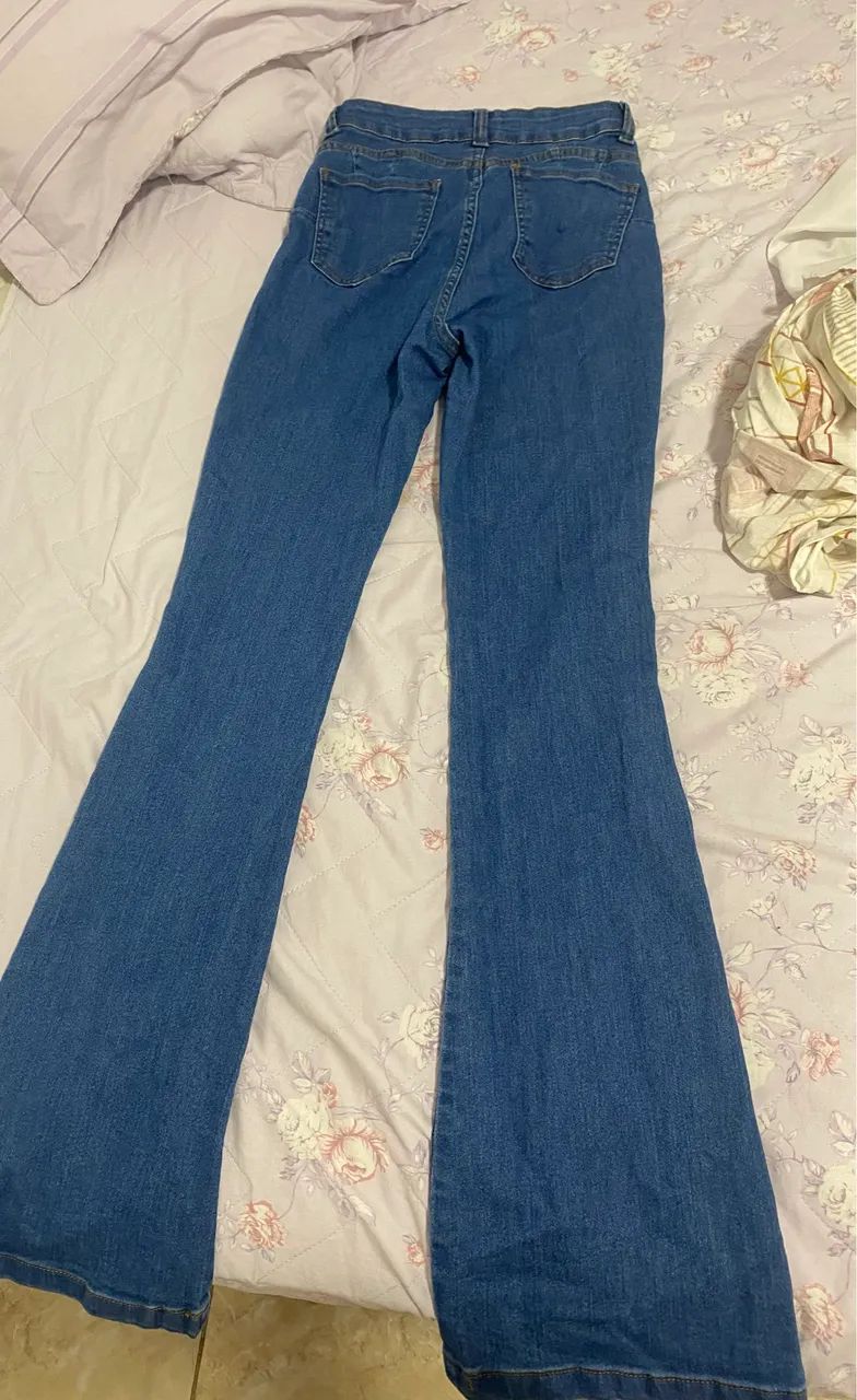 Calça Jeans Bootcut TAM 38  - Foto 2