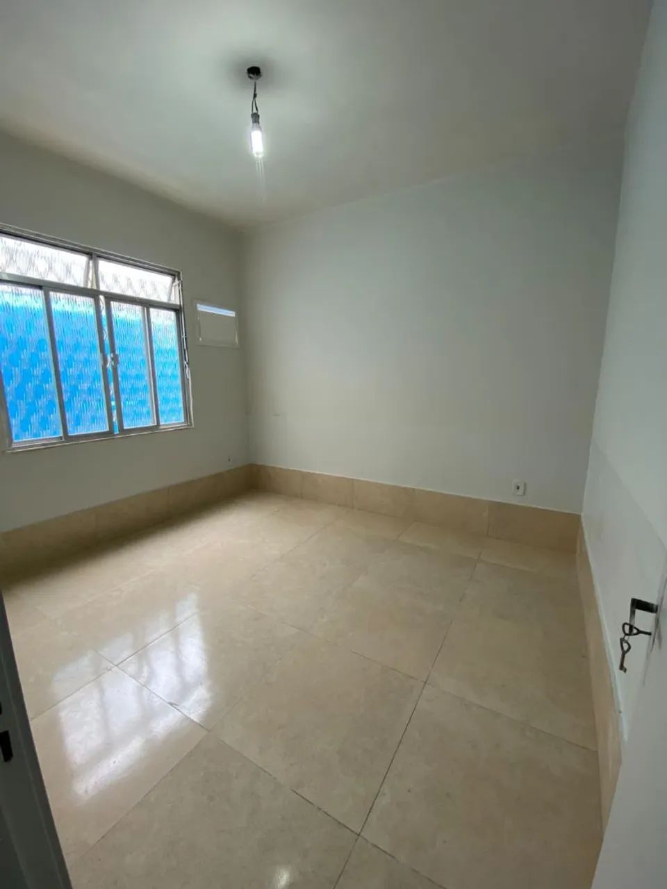 Alugo casa em Ricardo de Albuquerque 