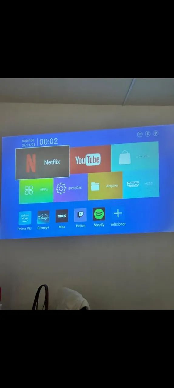 Projetor Portátil de até 150 polegadas ,bivolt Android 11,Wi-Fi 5 G Bluetooth. - Foto 4