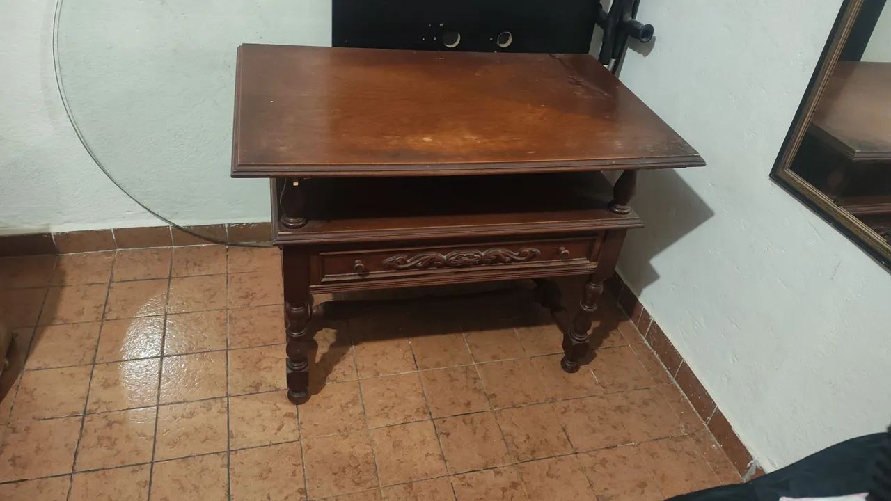 Mesa  de centro Antiga