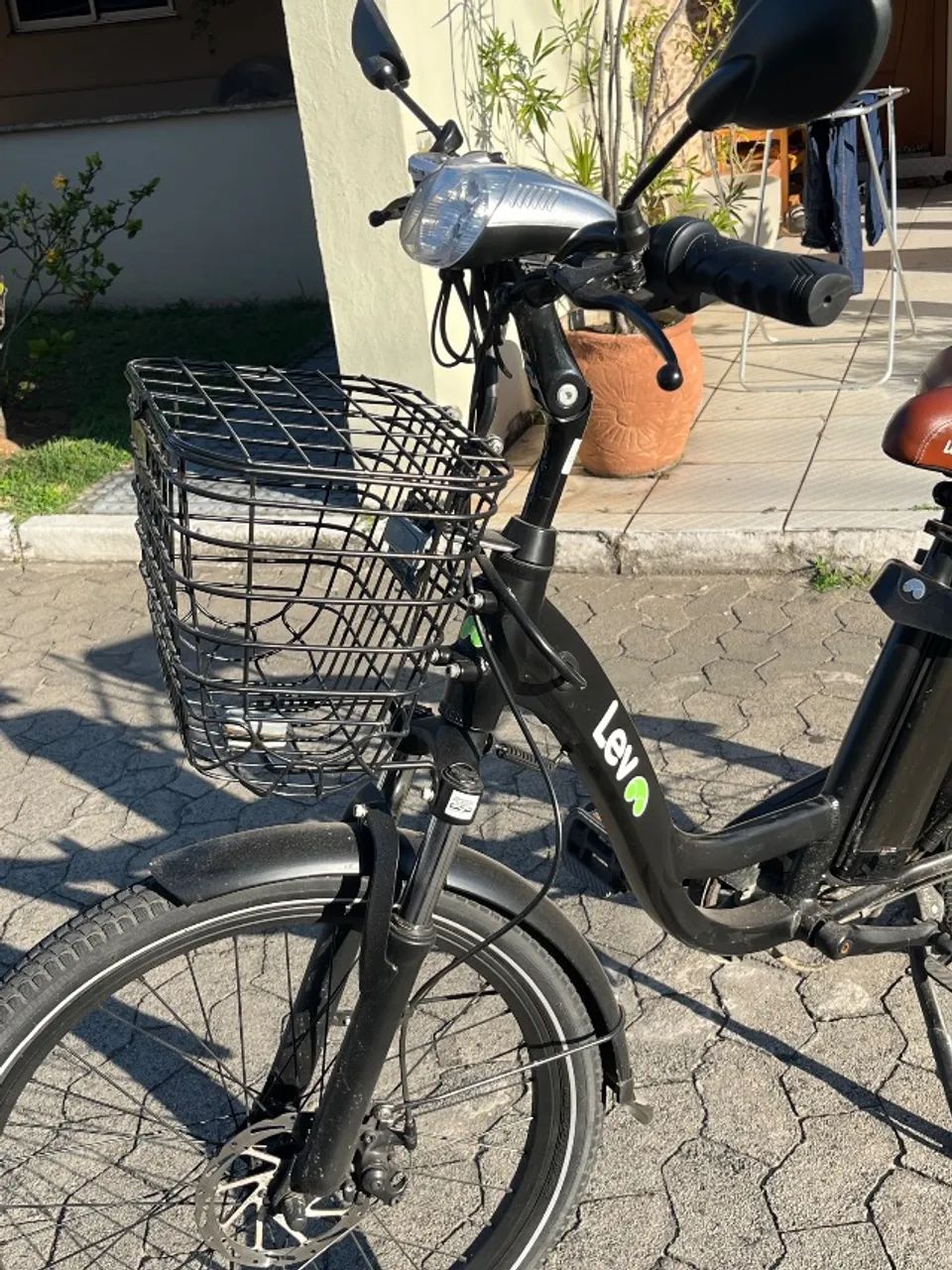 Bicicleta elétrica marca Lev  - Foto 4