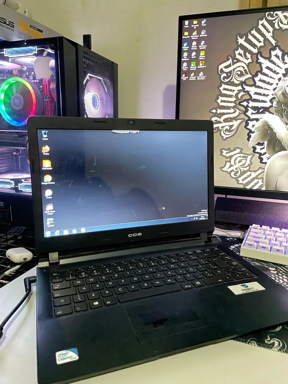 notebook CCE Ultra Thin U25 usado